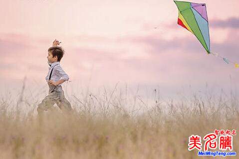 男寶寶起名取名時(shí)尚好聽(tīng)